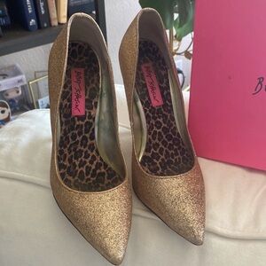 Betsey Johnson Gold Glitter Heels